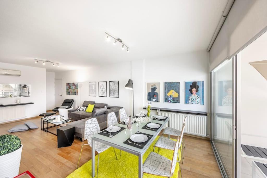 Luxurious Bright & Stylish 2Br With Office In Nicosia Apartment Luaran gambar