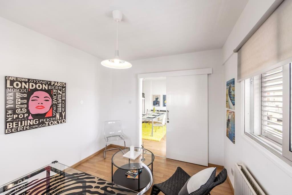 Luxurious Bright & Stylish 2Br With Office In Nicosia Apartment Luaran gambar