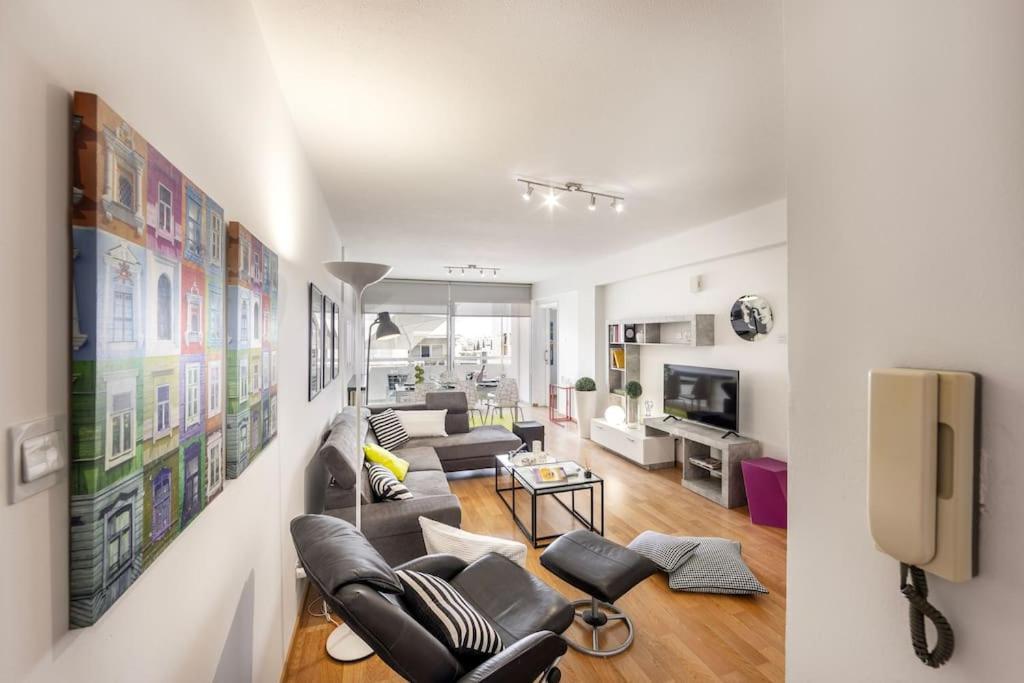 Luxurious Bright & Stylish 2Br With Office In Nicosia Apartment Luaran gambar